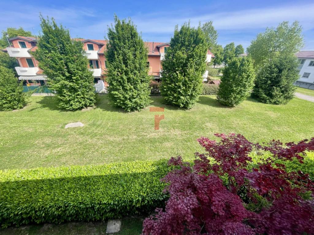 appartamento in vendita a Ponte San Nicolò in zona Roncaglia