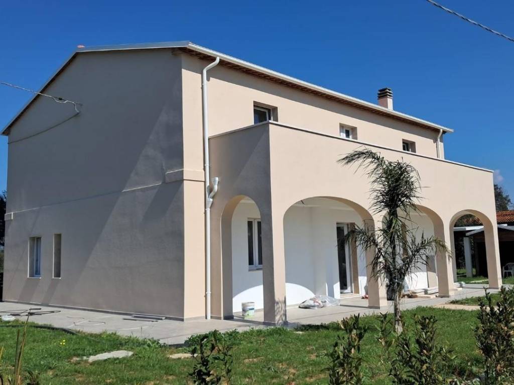 casa indipendente in vendita a Bibbona