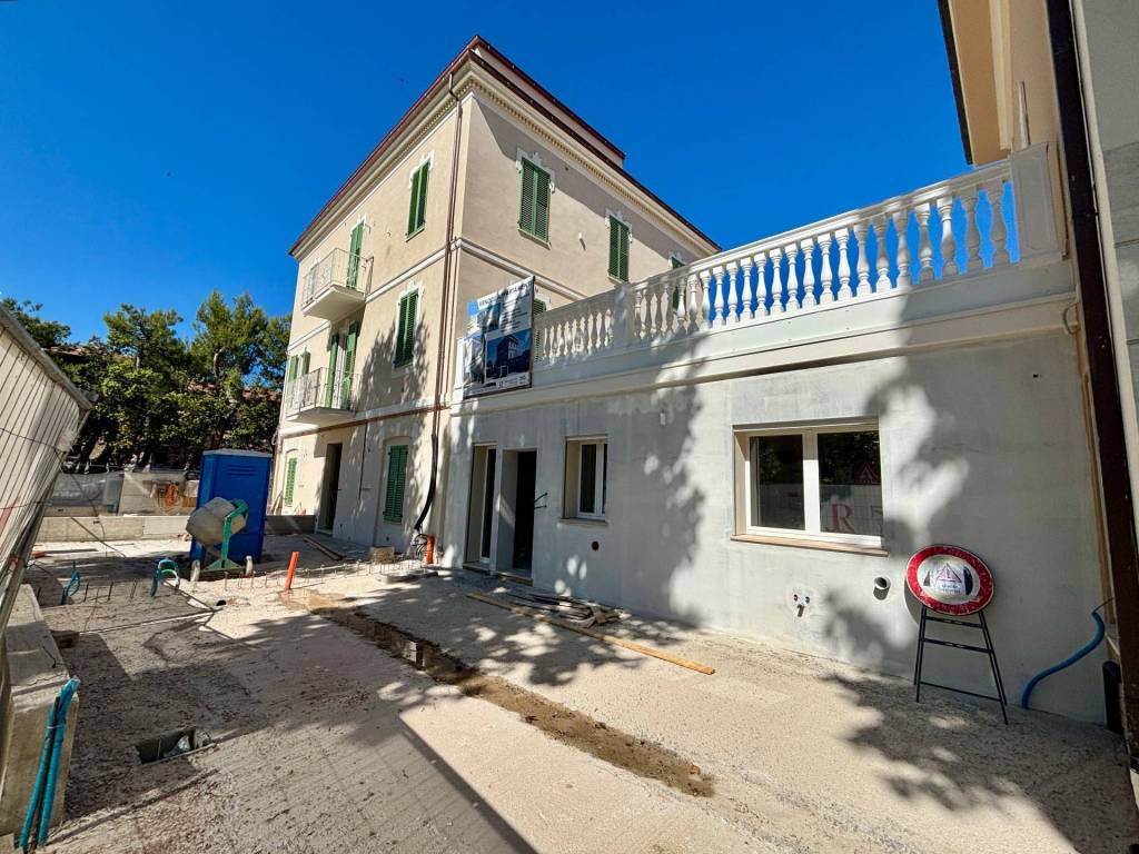 immagine annuncio 2 di 4