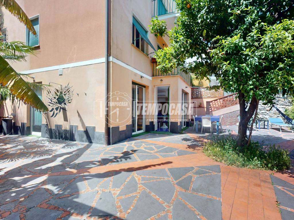appartamento in vendita a Rapallo in zona San Michele di Pagana
