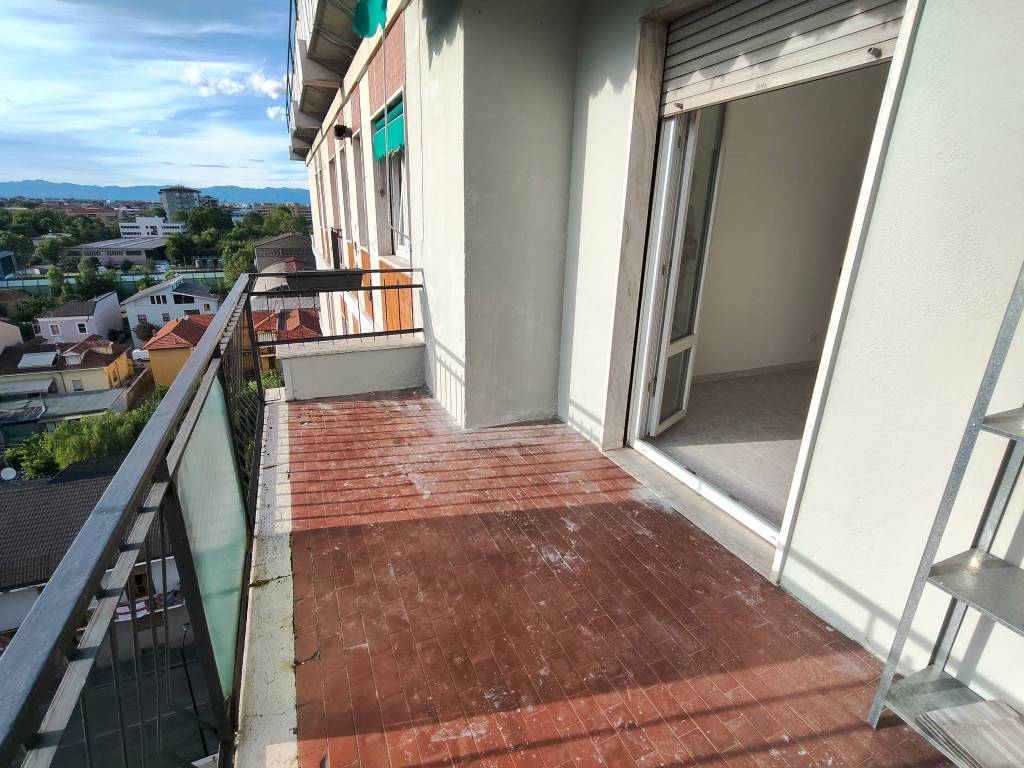 appartamento in vendita a Cinisello Balsamo in zona Robecco