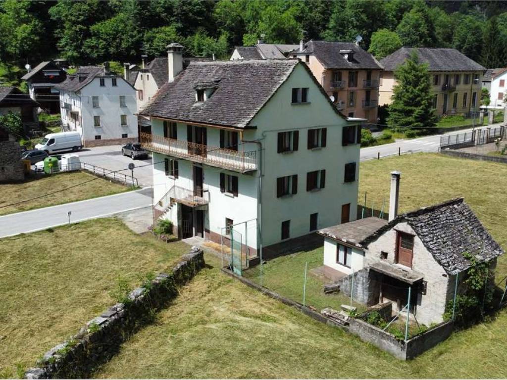 casa indipendente in vendita a Premia in zona San Rocco