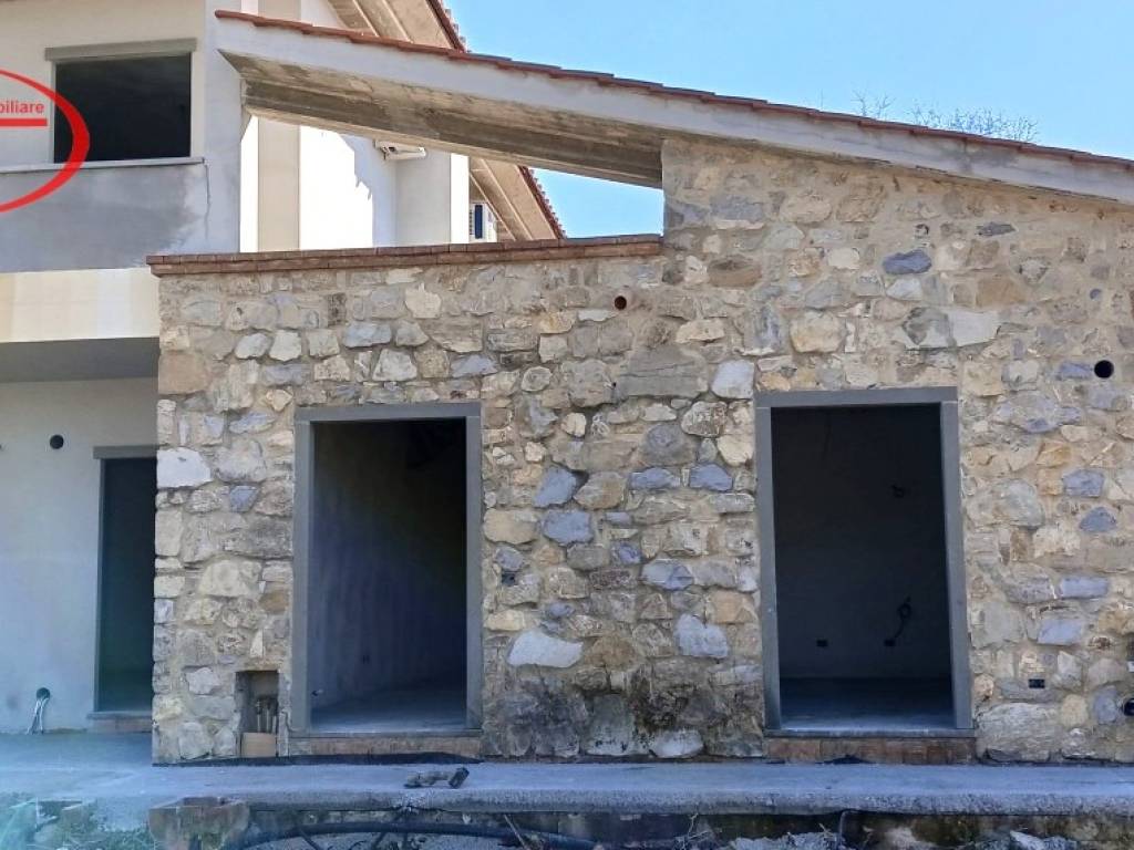 casa indipendente in vendita a Laterina Pergine Valdarno