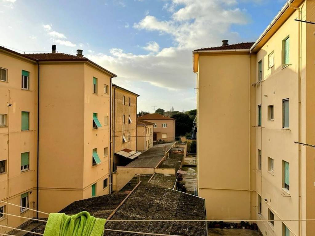 appartamento in vendita a Campiglia Marittima in zona Venturina