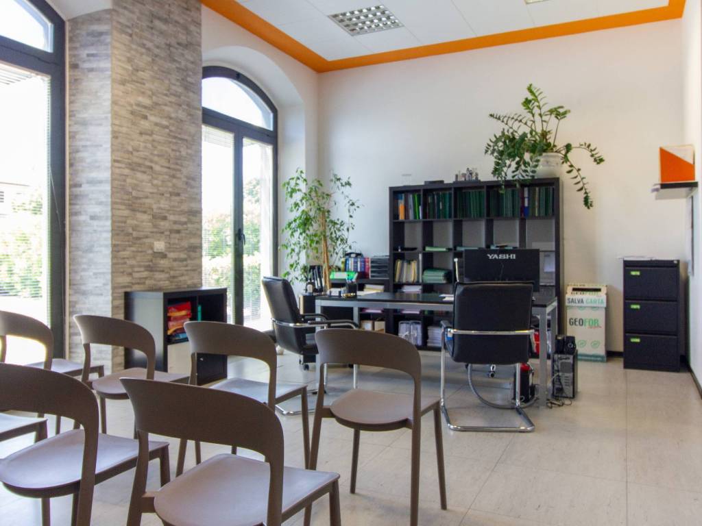 ufficio in vendita a Pisa in zona Putignano