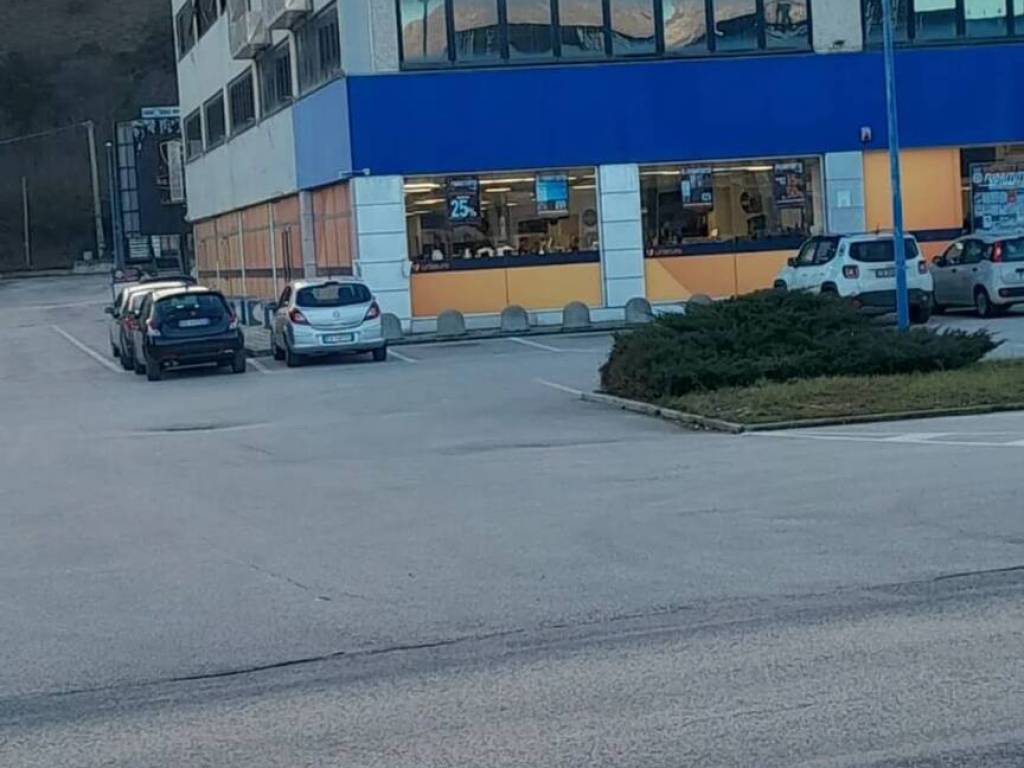 immagine annuncio 2 di 4