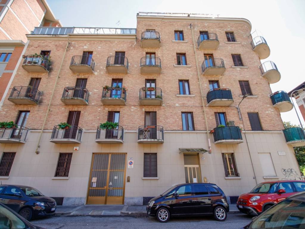 appartamento in affitto a Torino in zona Aurora
