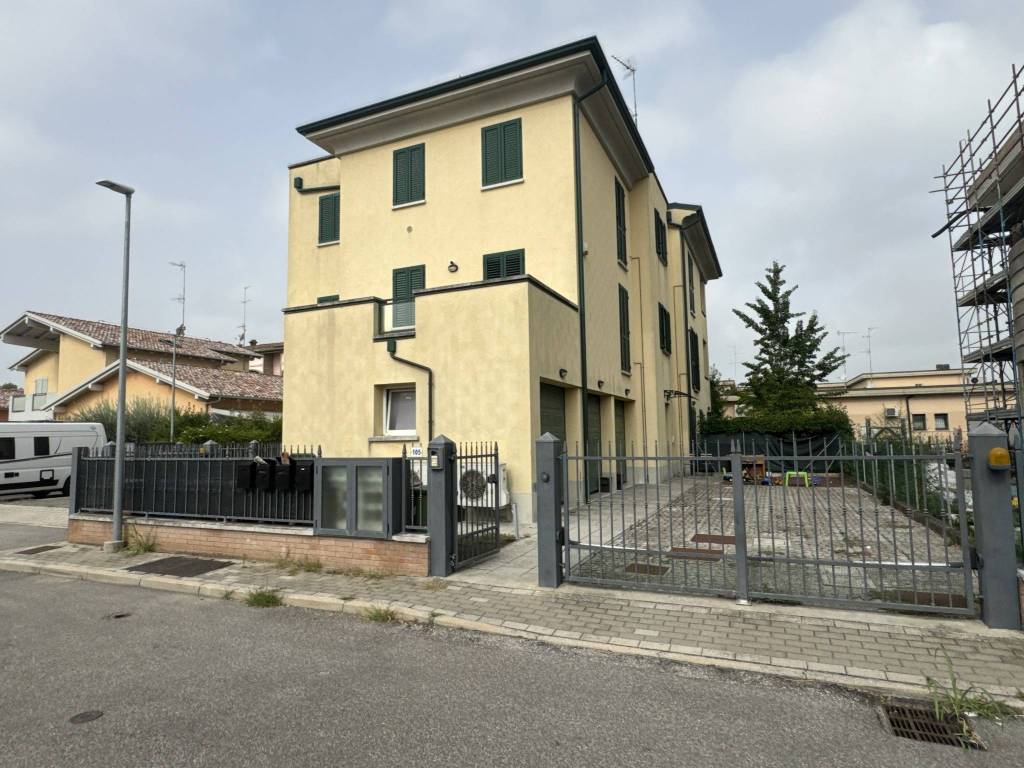 immagine annuncio 1 di 5