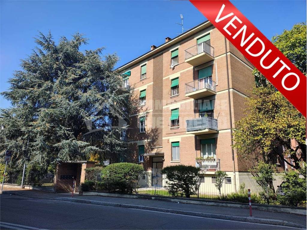 appartamento in vendita a Reggio nell'Emilia in zona Città Storica