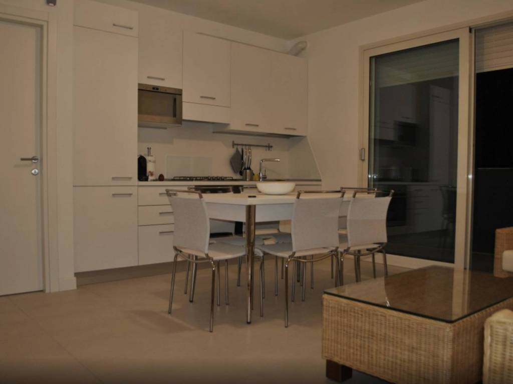 Miete Wohnung Riccione Dreizimmerwohnung In Viale Torquato