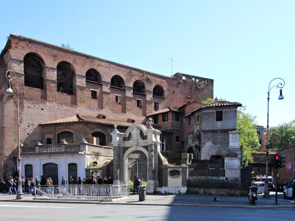 Vendita appartamento in piazza fiume. roma. ottimo stato, terzo ... Piazza fiume rome
