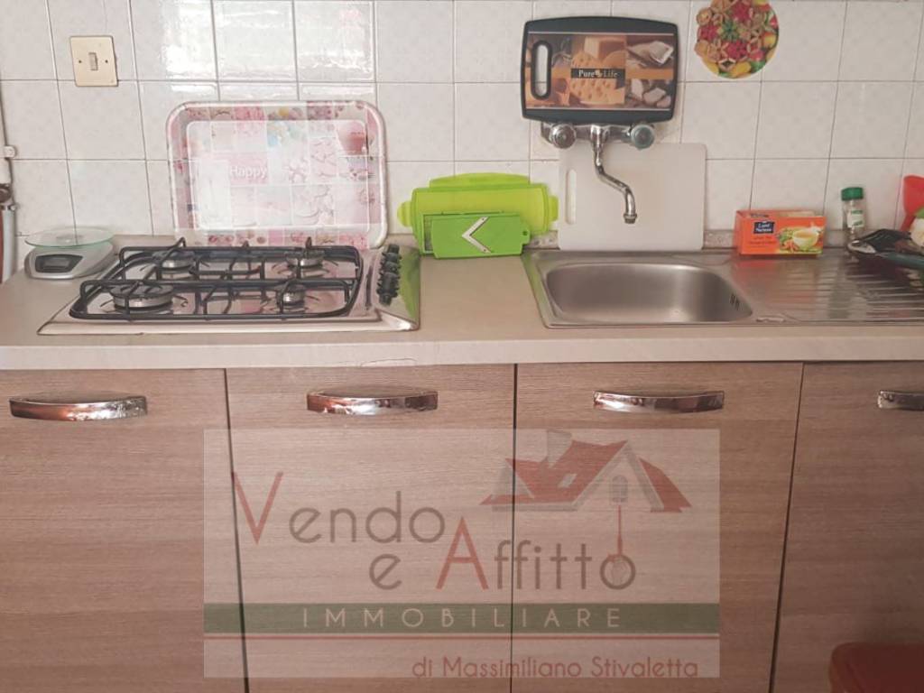 Vendo Lavandino In Pietra.Vendita Appartamento Vasto Bilocale In Via Pietra Buono Stato Piano Rialzato Riscaldamento Autonomo Rif 74828724