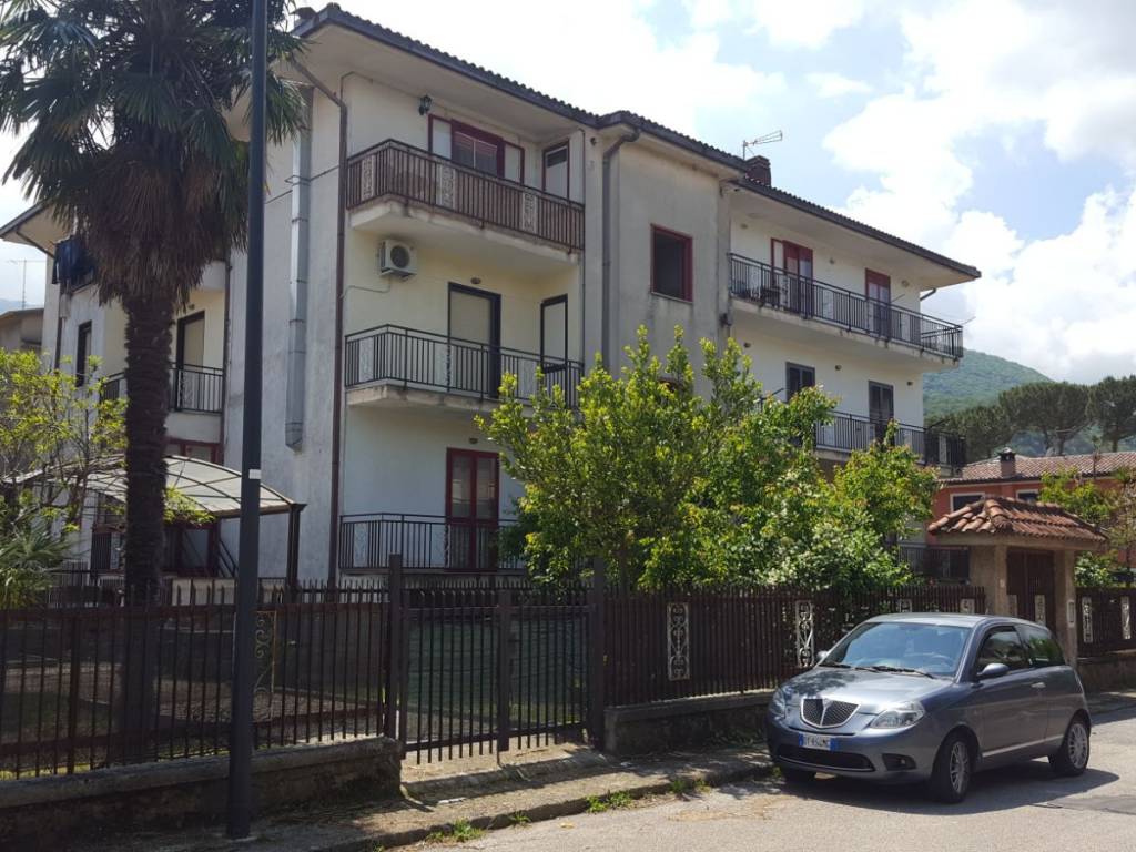 Case In Vendita Pian Di San Martino Todi
semarang 2021