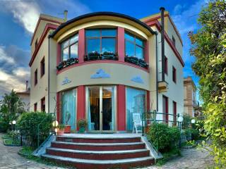 Case E Appartamenti Viale Margherita Di Savoia Palermo