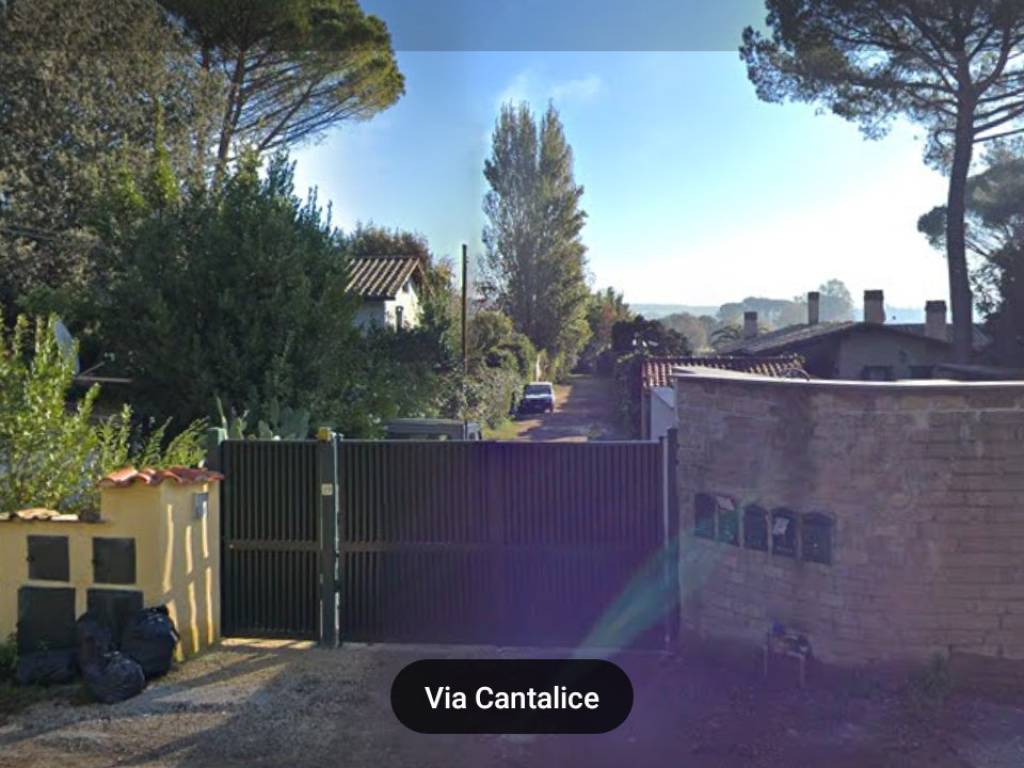 Asta per villa, via Cantalice 19 Roma
