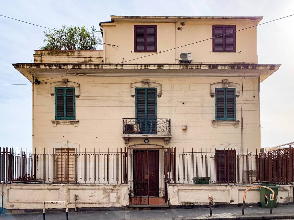 Sale Apartment Salerno. 3room flat in via Benedetto.... To be