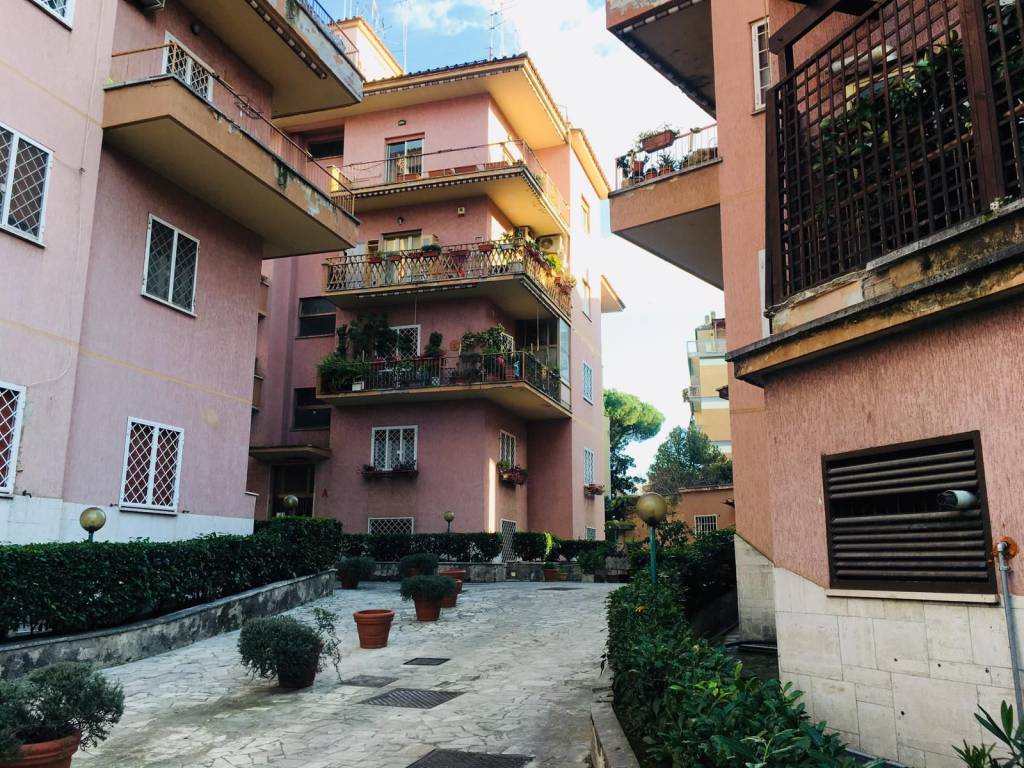 Vendita Appartamento Roma. Monolocale in via Grazia ...