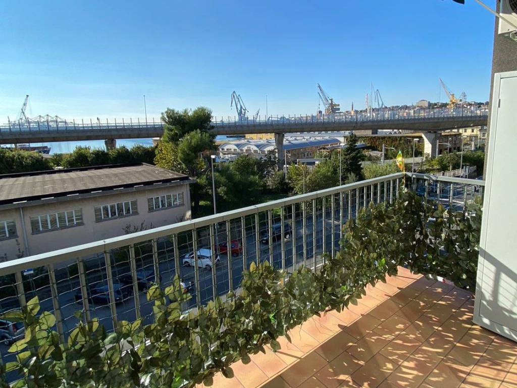 Sale Apartment Trieste. 3room flat in via Italo Svevo. Excellent