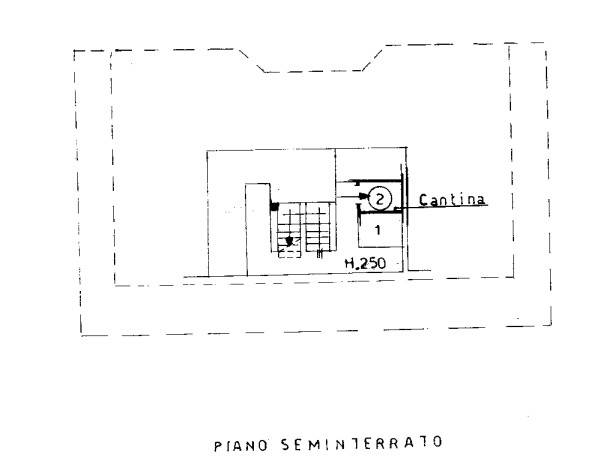 Planimetria piano seminterrato.png