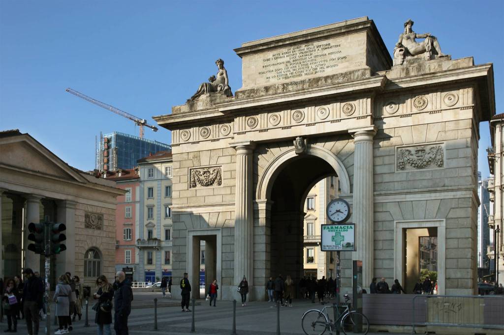 Arco_di_Porta_Garibaldi_a_Milano_(1826-1828),_arch