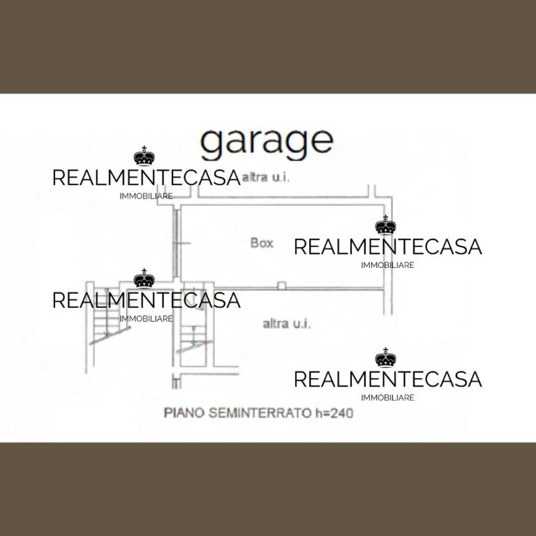 piano seminterrato - garage