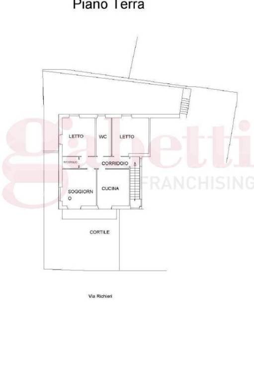 Prima unità abitativa di 4 locali e servizi