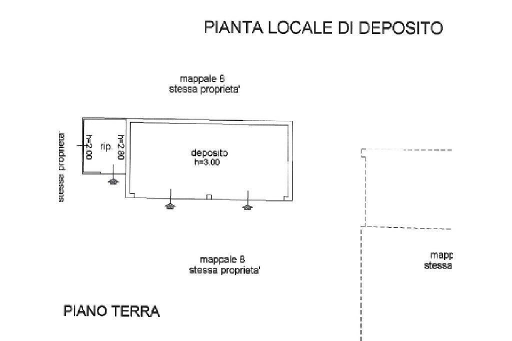 locale deposito piano terra