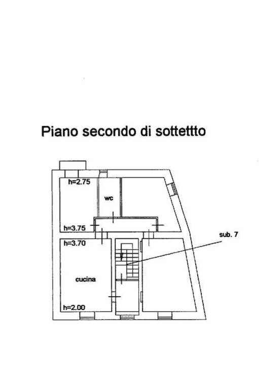 4 piano secondo sub.8 cat. A3 Cl.3 Vani4,5 euro 33