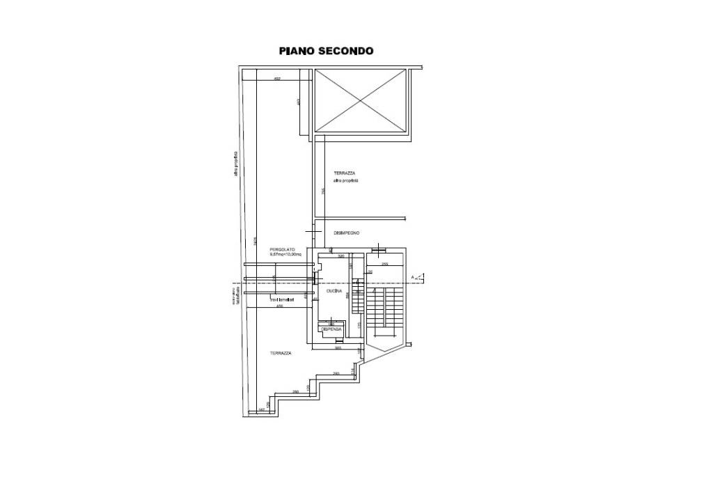 Secondo piano con terrazzo